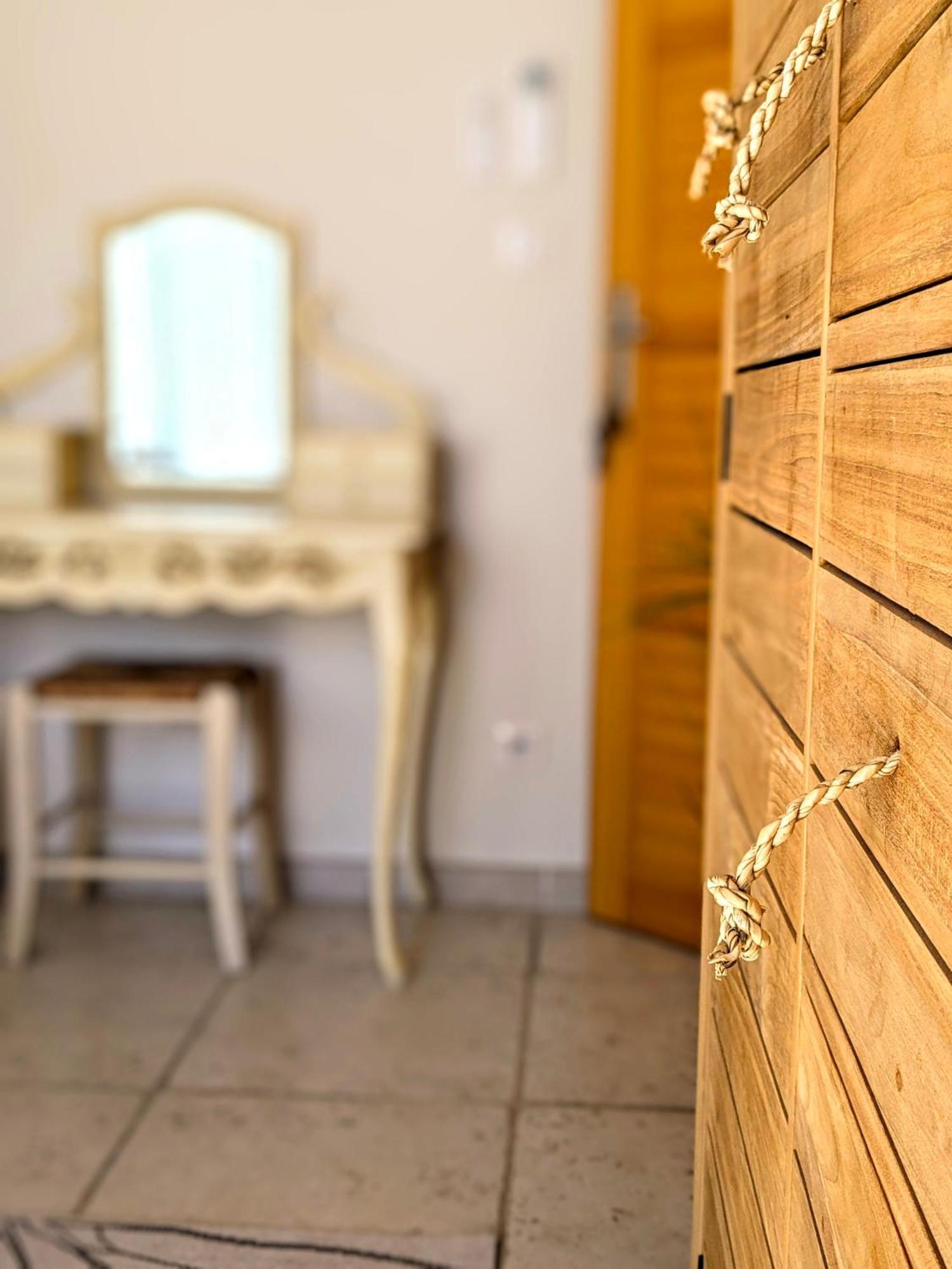Villa Font Vive - Chambres D'Hotes Eco-Labellisees Avec Cuisine - Confort, Calme Et Vue Exceptionnels ! Гроспиер Екстериор снимка